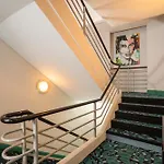 Отель La Reserve 3*