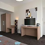 Отель La Reserve 3*