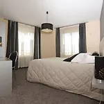 La Reserve Отель