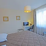 Отель La Reserve