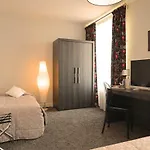 雷泽尔弗酒店 酒店