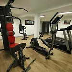 Отель La Reserve Жерарме