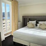 La Reserve Отель