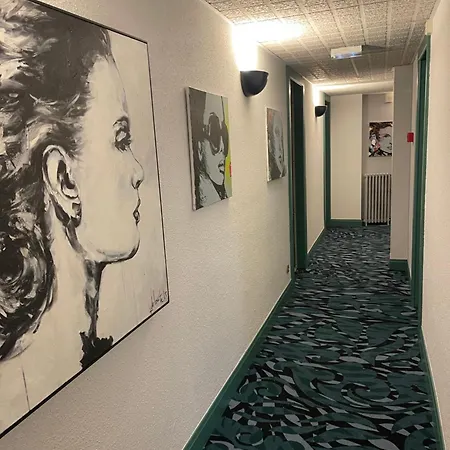 Hotel La Réserve 3*
